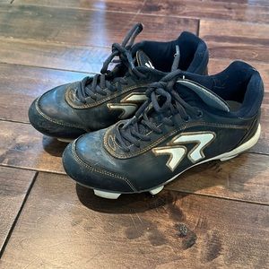 Ringor Molded Softball Cleats